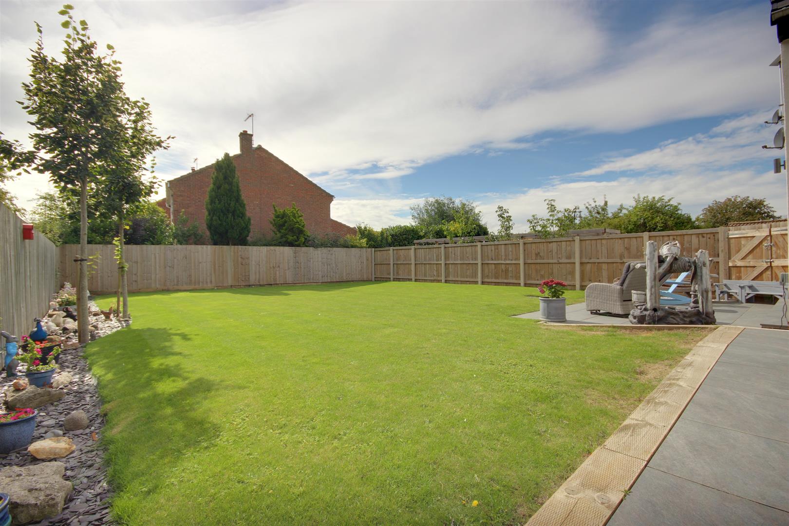 Barney Close, Tickton